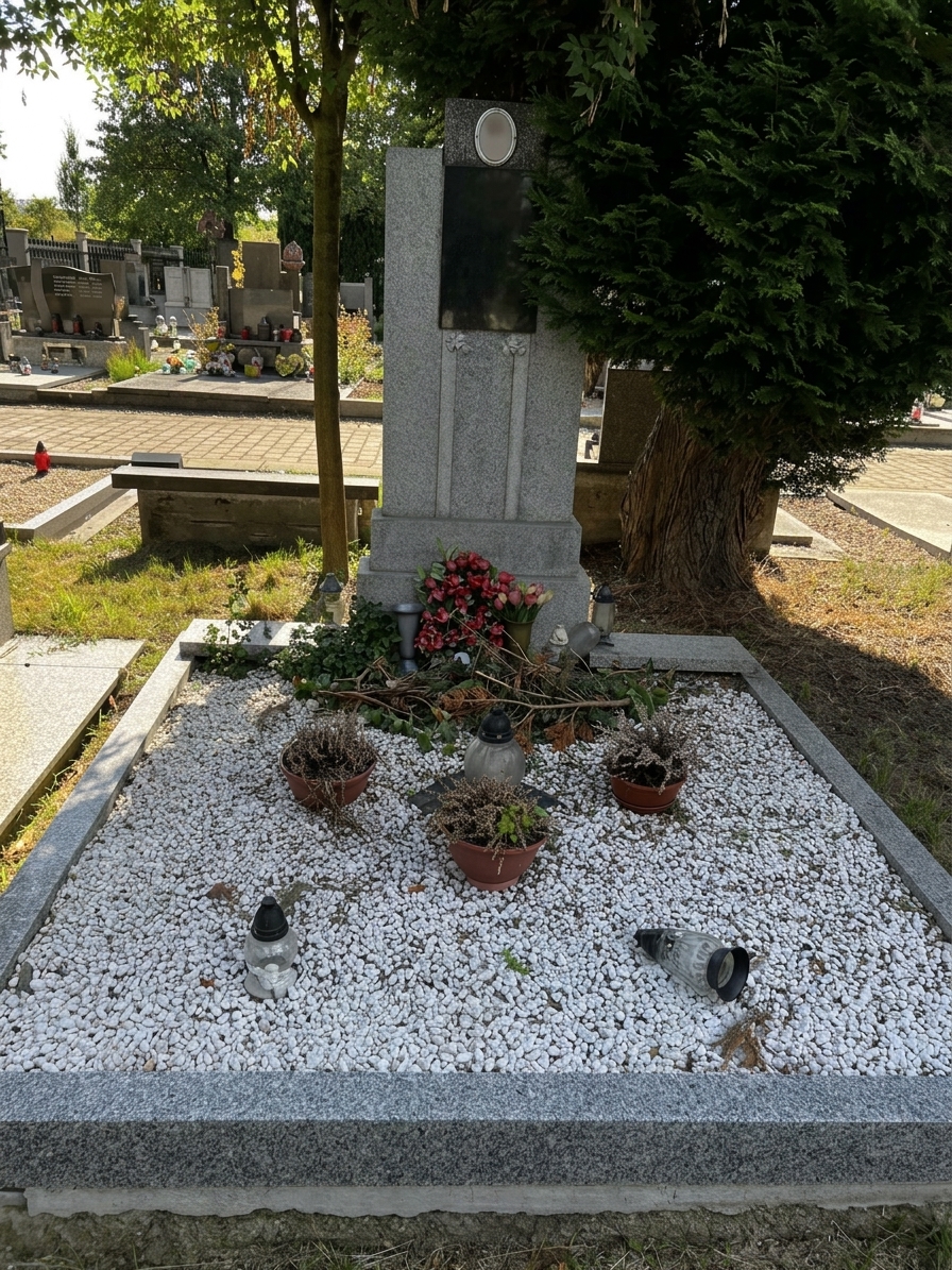 Hrob před údržbou
